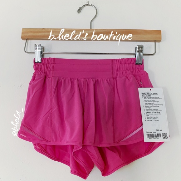 lululemon Hotty Hot Low-Rise Lined Short in Sonic Pink Size